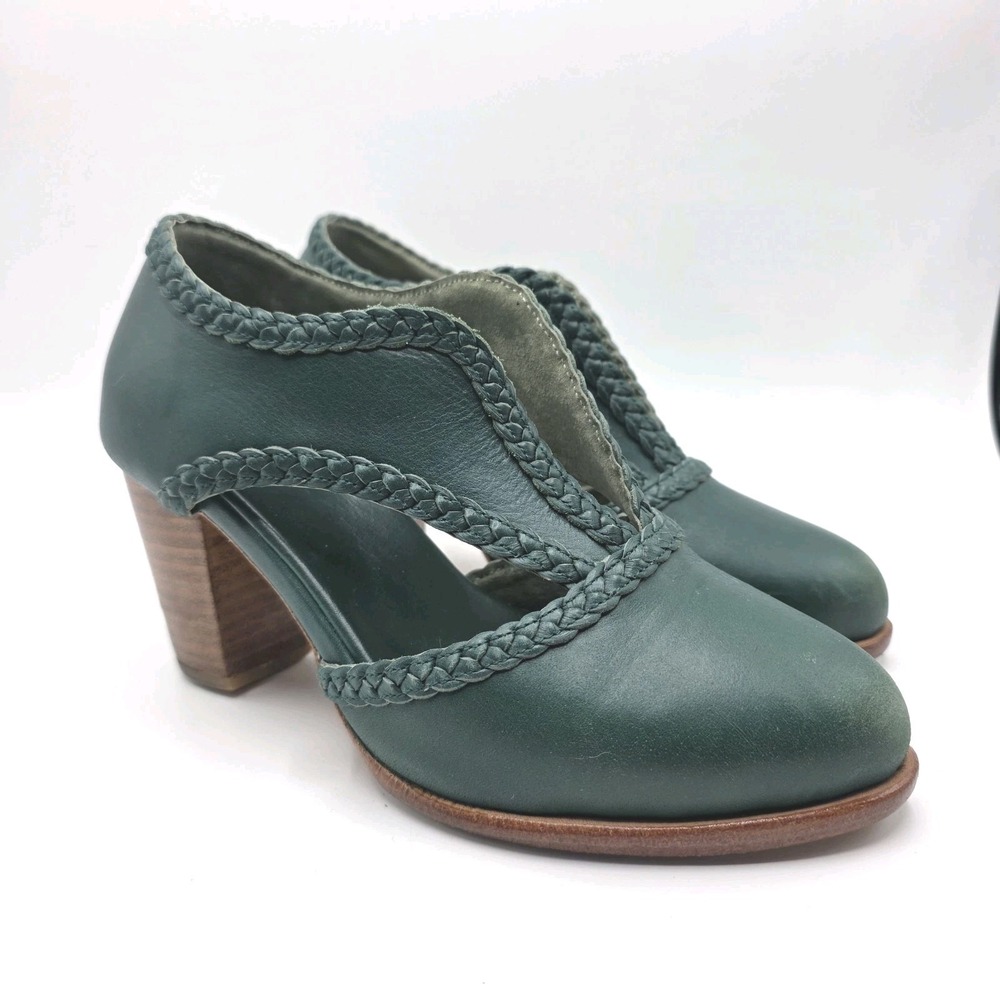 Bali Elf Spirit Walker Leather Heels SZ 6.5 Emerald Green Handmade Victorian